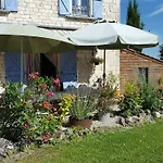 D'hotes Lamourio Bed & Breakfast