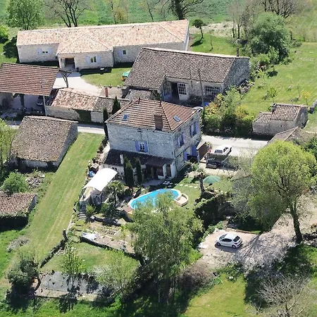 D'hotes Lamourio