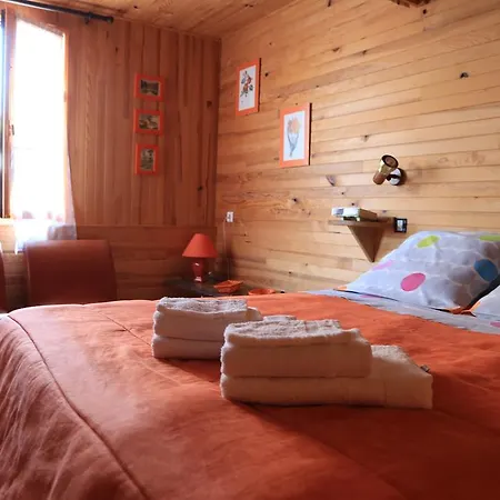 D'hotes Lamourio