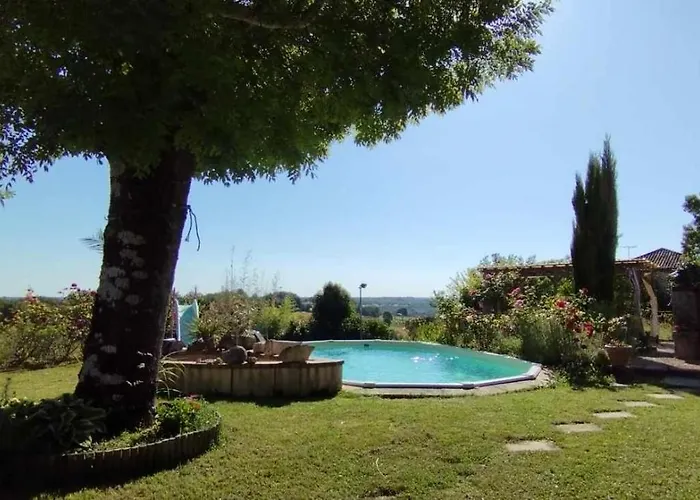 D'hotes Lamourio فندق مبيت وإفطار