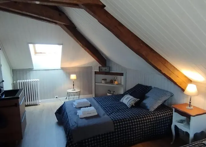 Oda ve Kahvaltı D'hotes Lamourio