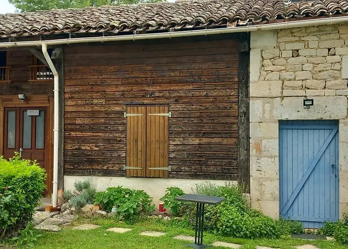 Oda ve Kahvaltı D'hotes Lamourio 3*