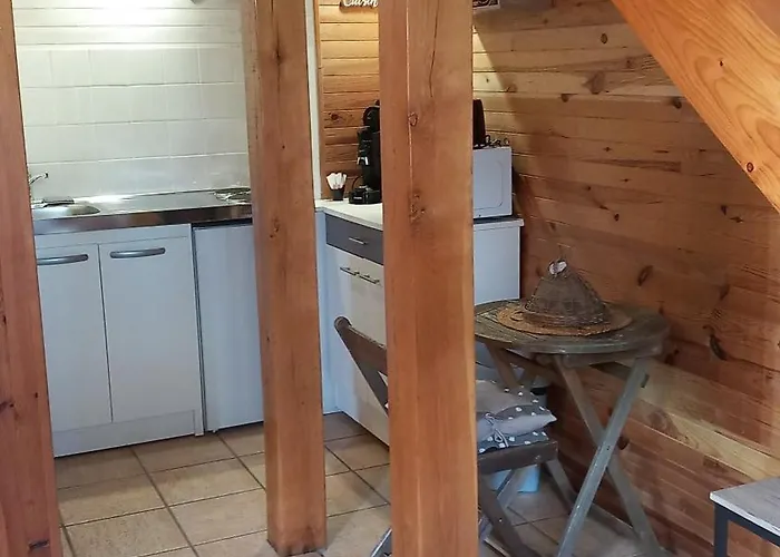 Oda ve Kahvaltı D'hotes Lamourio